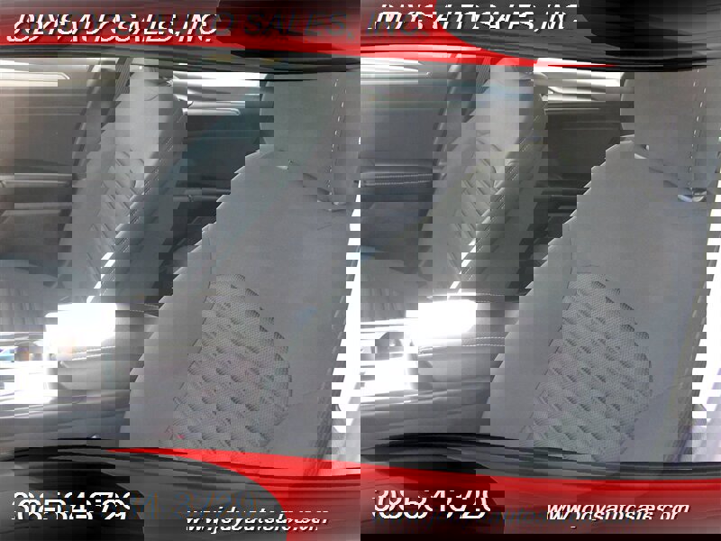 Used 2018 Ford Fusion SE FWD image 5