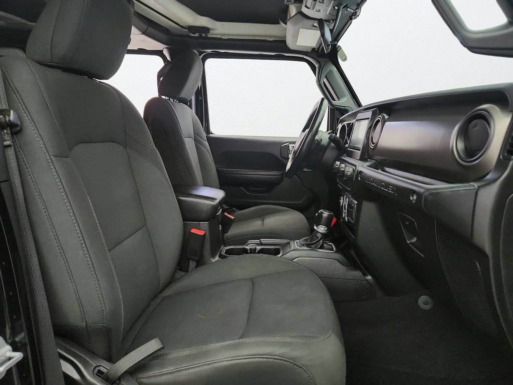 Used 2018 Jeep Wrangler Unlimited Sport S AWD/4WD image 22