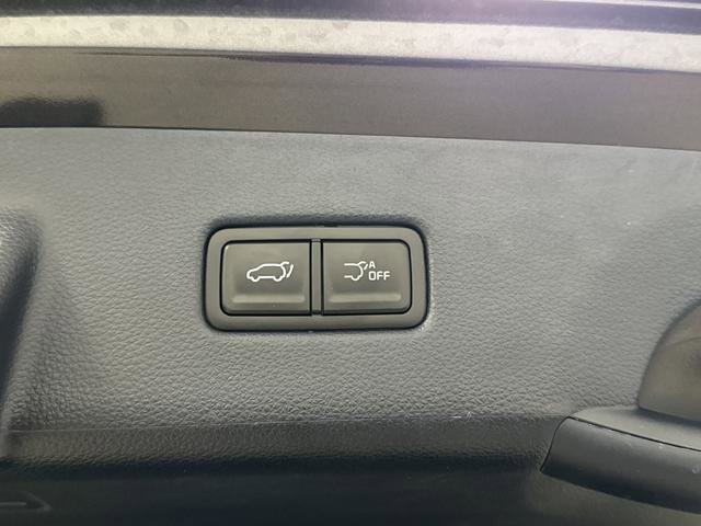 Used 2025 Kia Carnival SX image 17