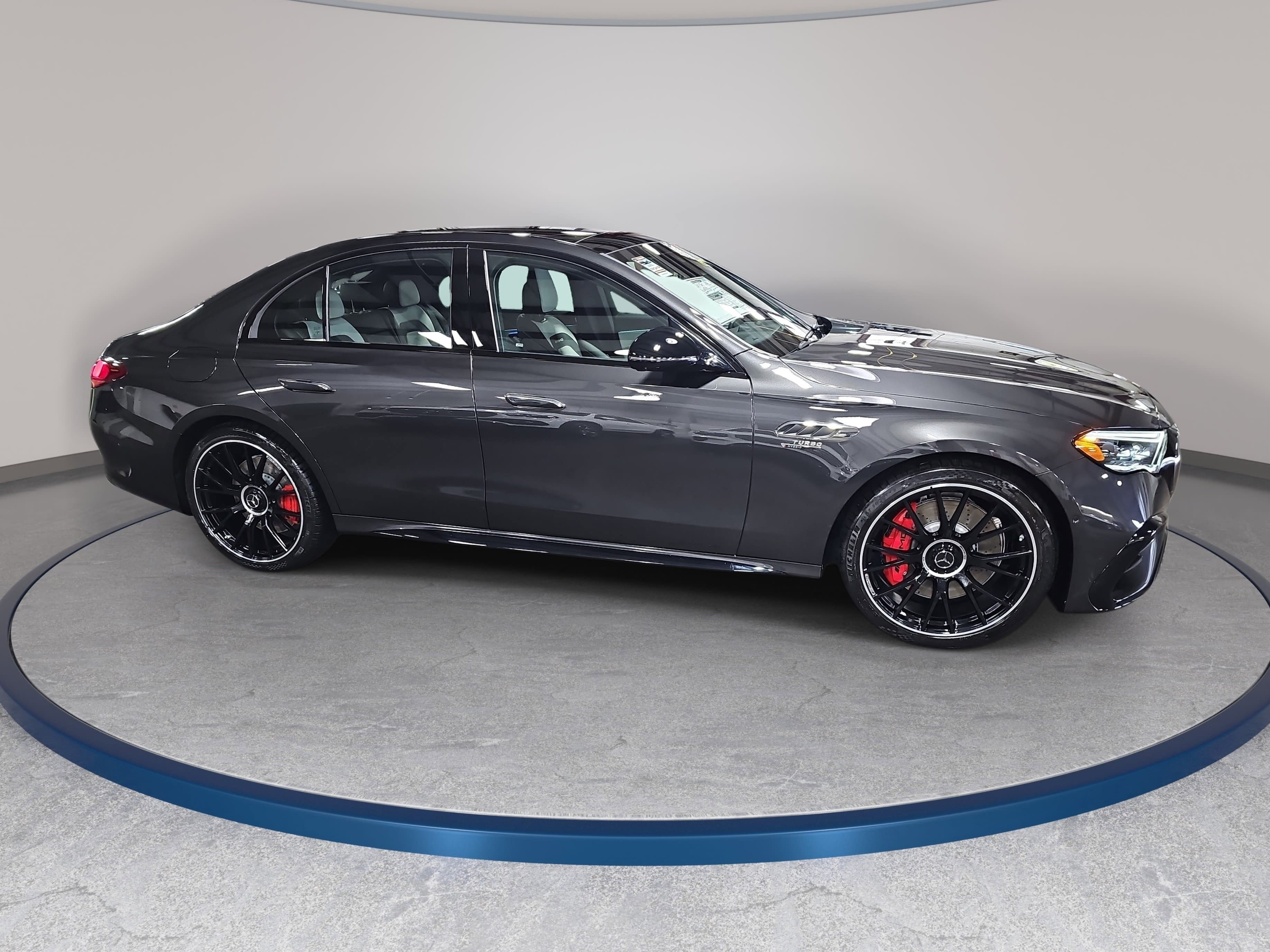 New 2026 Mercedes-Benz E 53 AMG e 4MATIC Sedan image 4