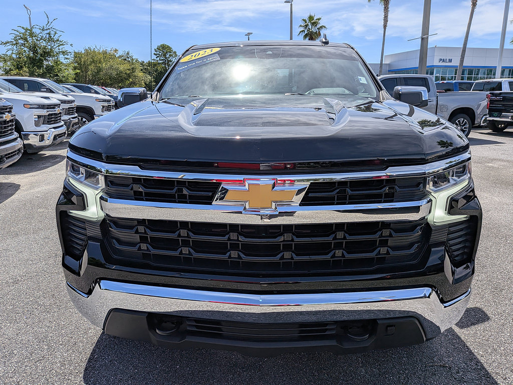 Used 2023 Chevrolet Silverado 1500 LT AWD/4WD image 8