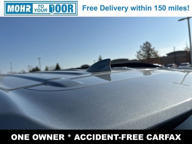 Used 2023 Chevrolet Traverse LT image 9