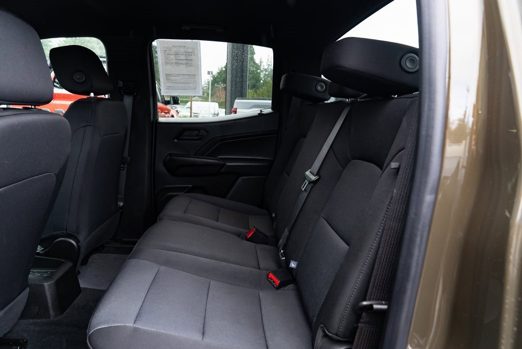 Used 2023 Chevrolet Colorado W/T image 18