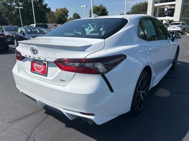 Used 2024 Toyota Camry SE image 5