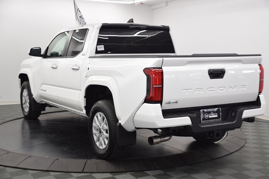 Used 2025 Toyota Tacoma SR5 image 6