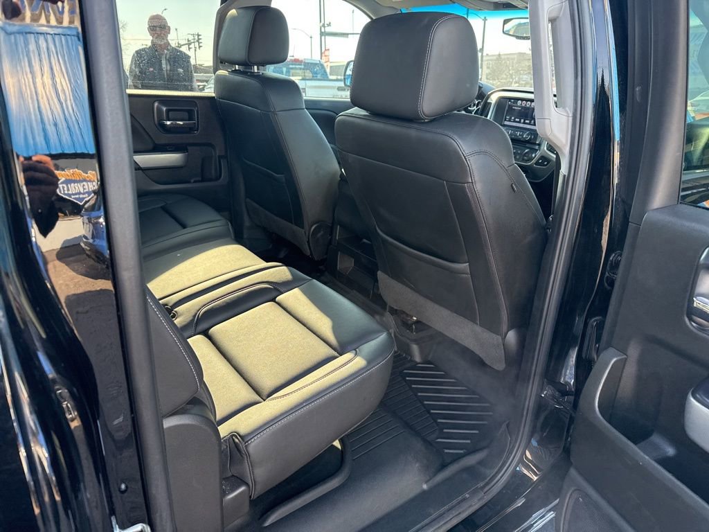 Used 2018 Chevrolet Silverado 1500 LT w/ All Star Edition image 28