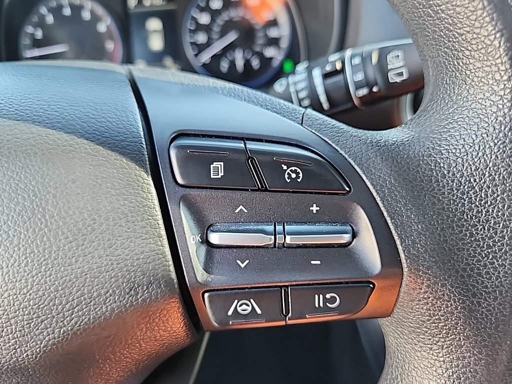 Used 2023 Hyundai Kona SEL AWD/4WD image 14