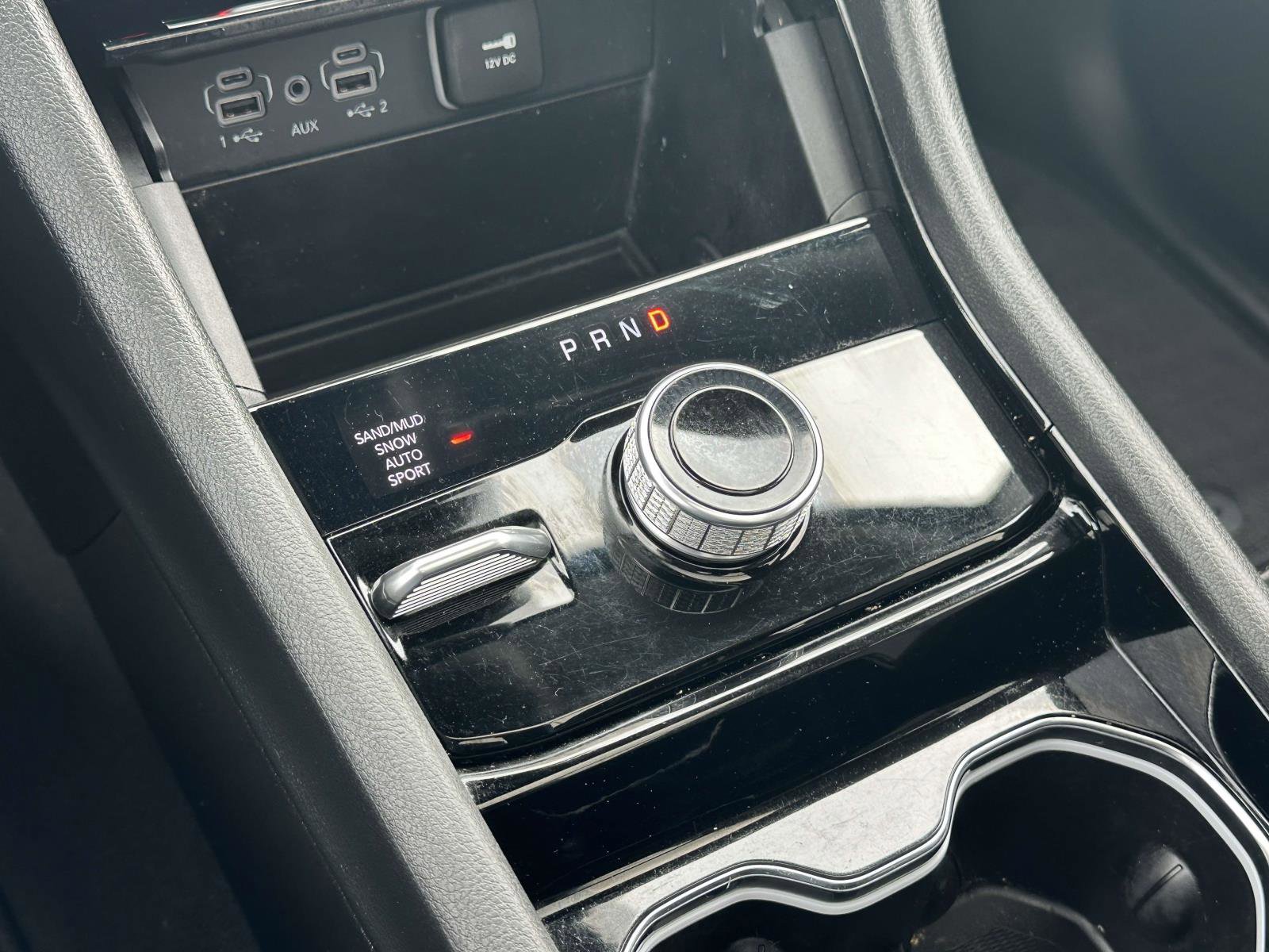 Used 2023 Jeep Grand Cherokee Limited image 30