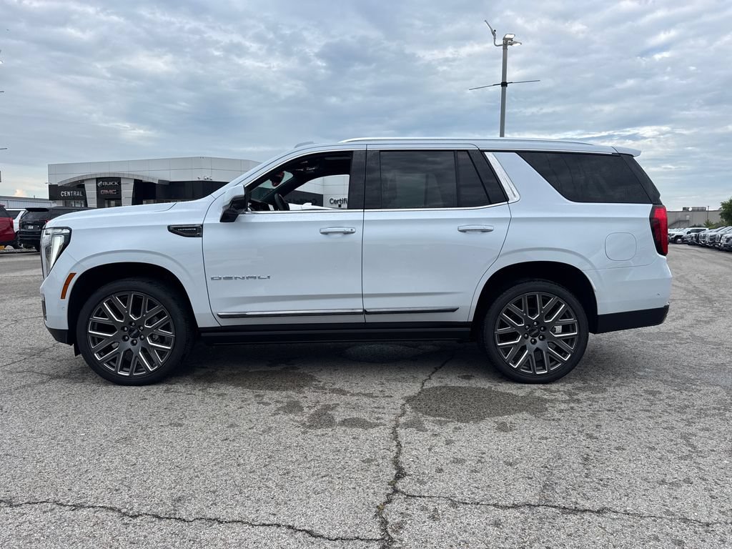 New 2026 GMC Yukon Denali Ultimate w/ LPO, Illumination Package AWD/4WD image 3