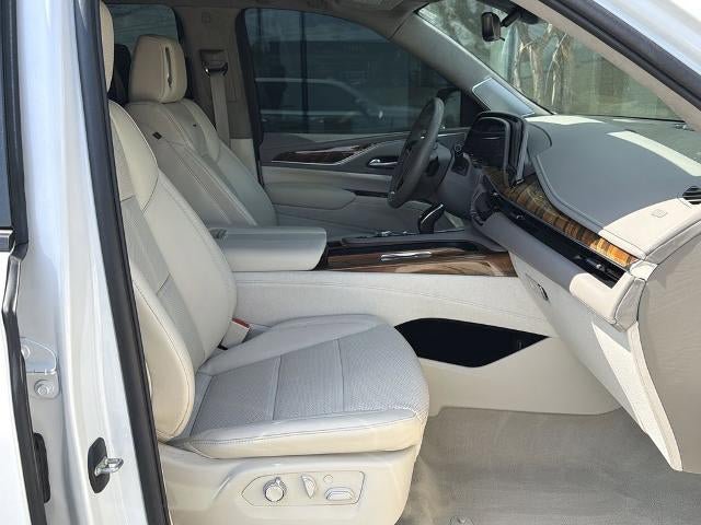 Certified 2024 Cadillac Escalade Sport Platinum AWD/4WD image 13