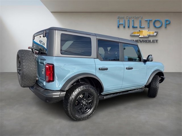 Used 2022 Ford Bronco Black Diamond image 5