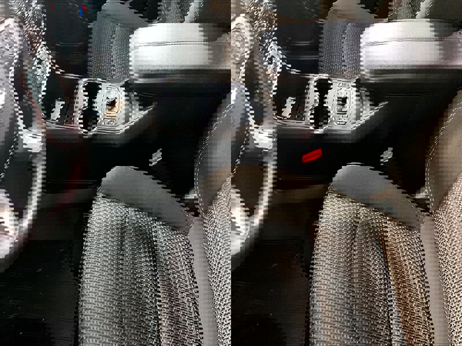 Used 2023 GMC Terrain SLE w/ Driver Convenience Package image 20