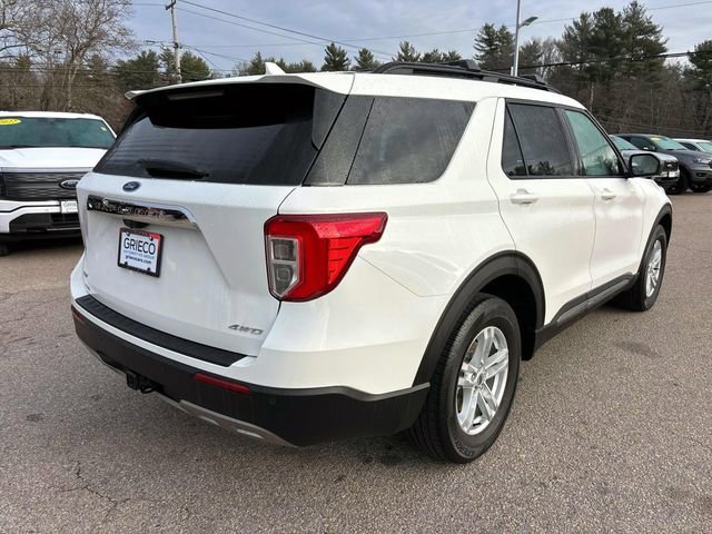 Used 2022 Ford Explorer XLT w/ Equipment Group 202A image 3
