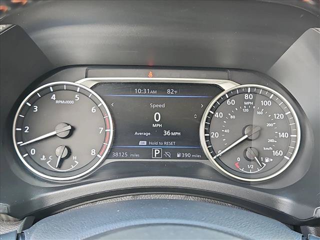 Used 2025 Nissan Sentra SR FWD image 11