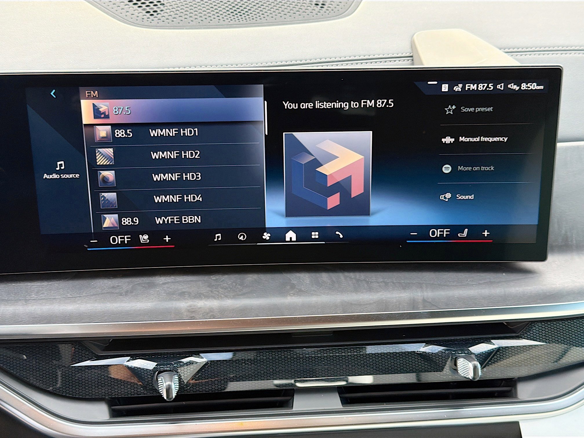 New 2026 BMW X5 xDrive50e w/ Executive Package image 32