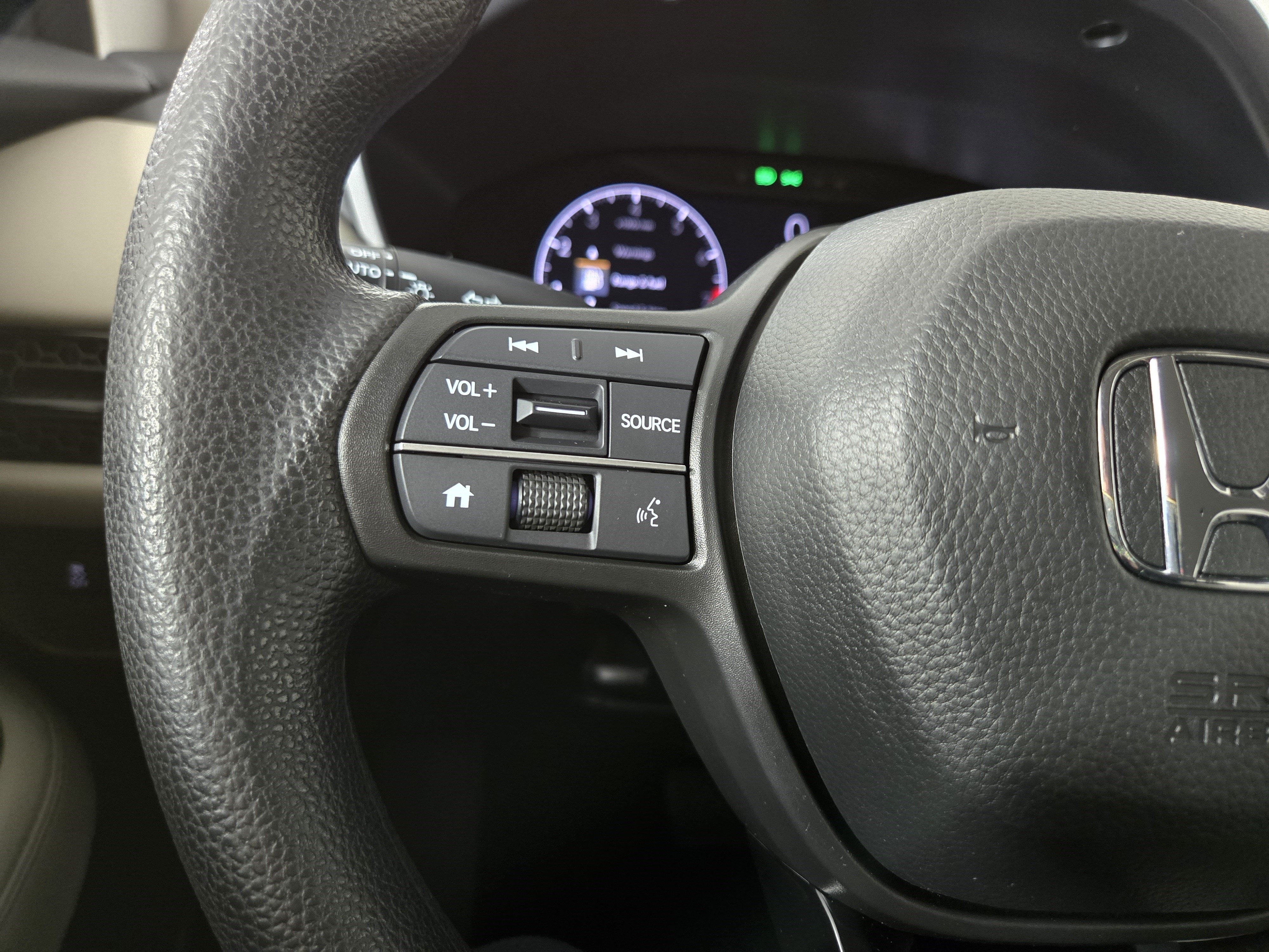 Used 2024 Honda HR-V LX image 15