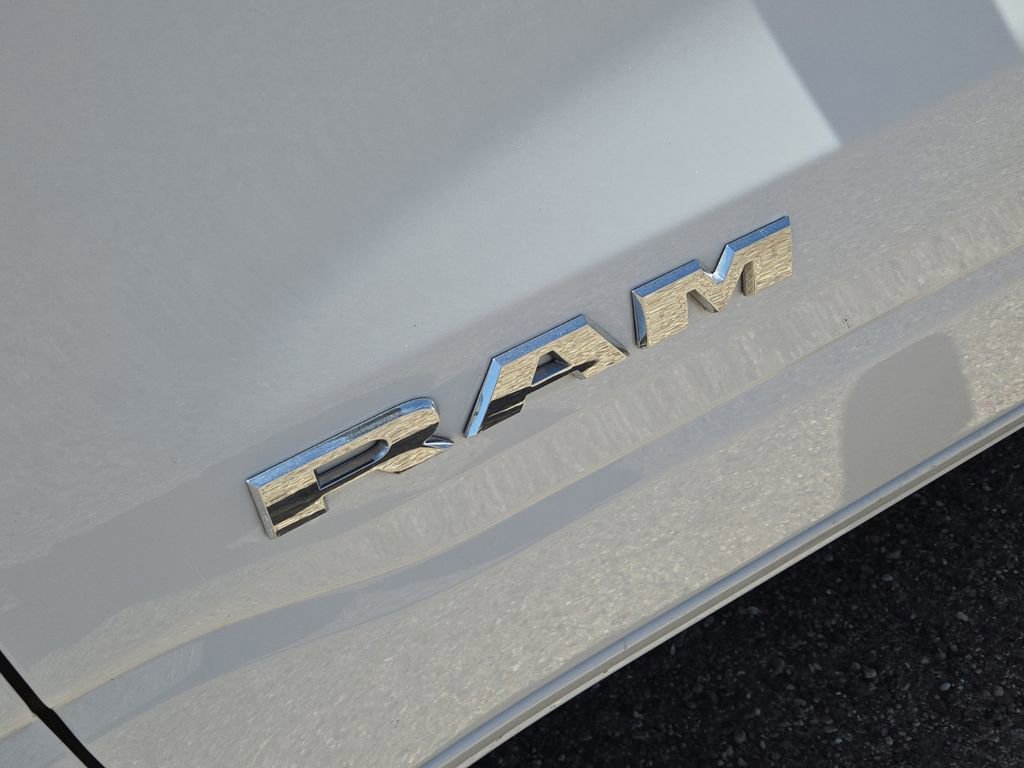 Used 2024 RAM 1500 Laramie RWD image 12