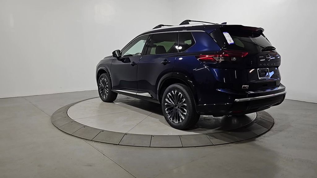 New 2026 Nissan Rogue Platinum image 3