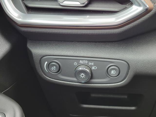 Used 2023 Chevrolet TrailBlazer ACTIV image 12