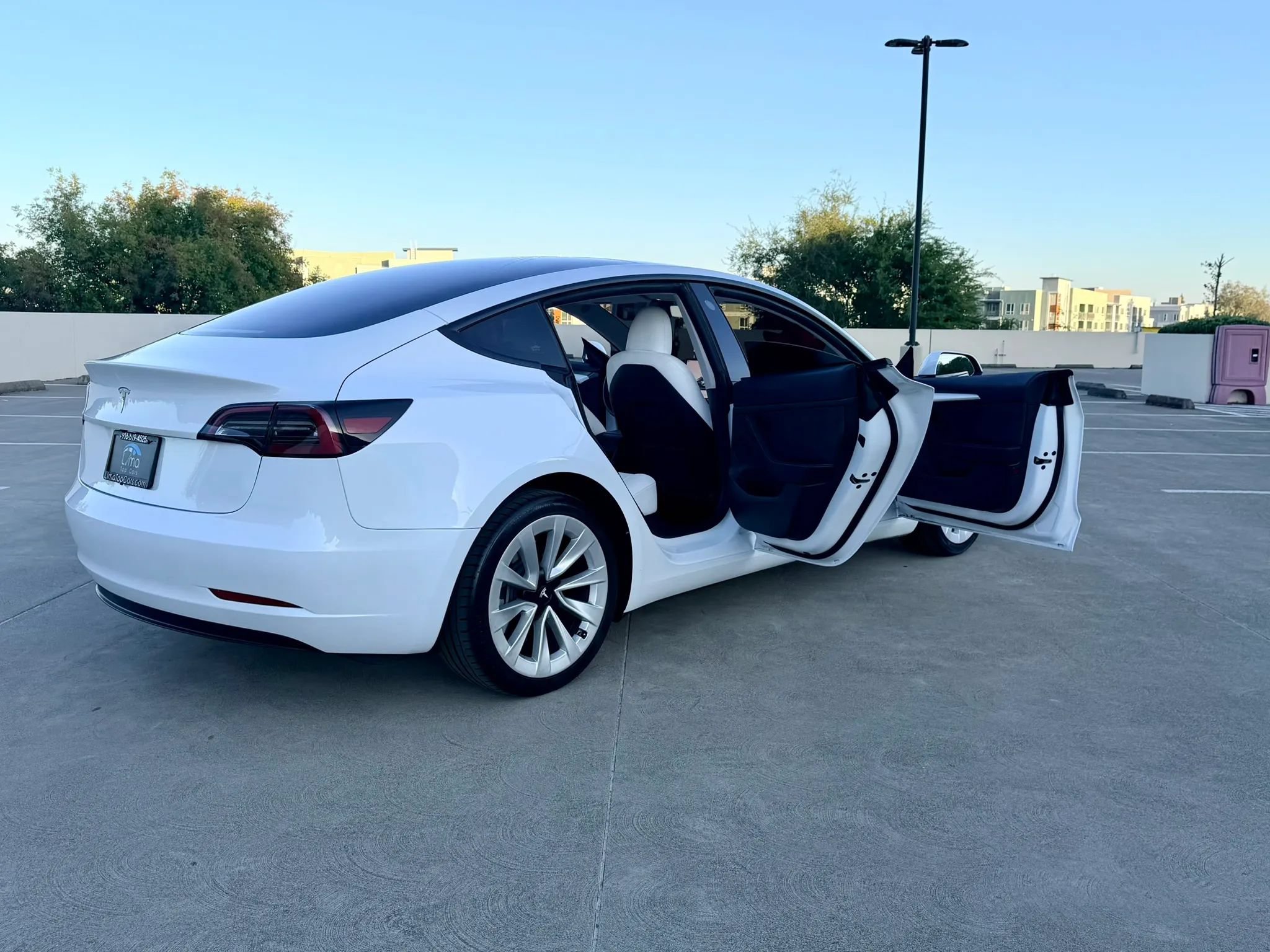 Used 2023 Tesla Model 3 Standard Range RWD image 43