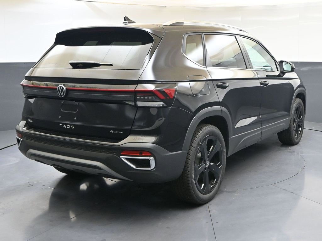 New 2025 Volkswagen Taos SEL image 5
