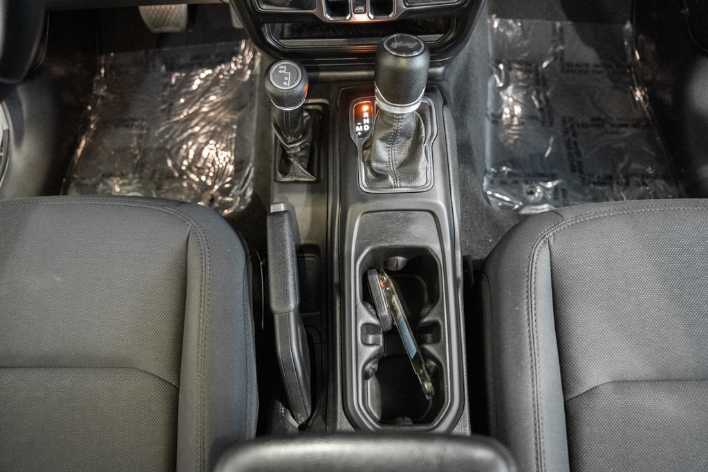 Used 2022 Jeep Wrangler Unlimited Sport AWD/4WD image 28
