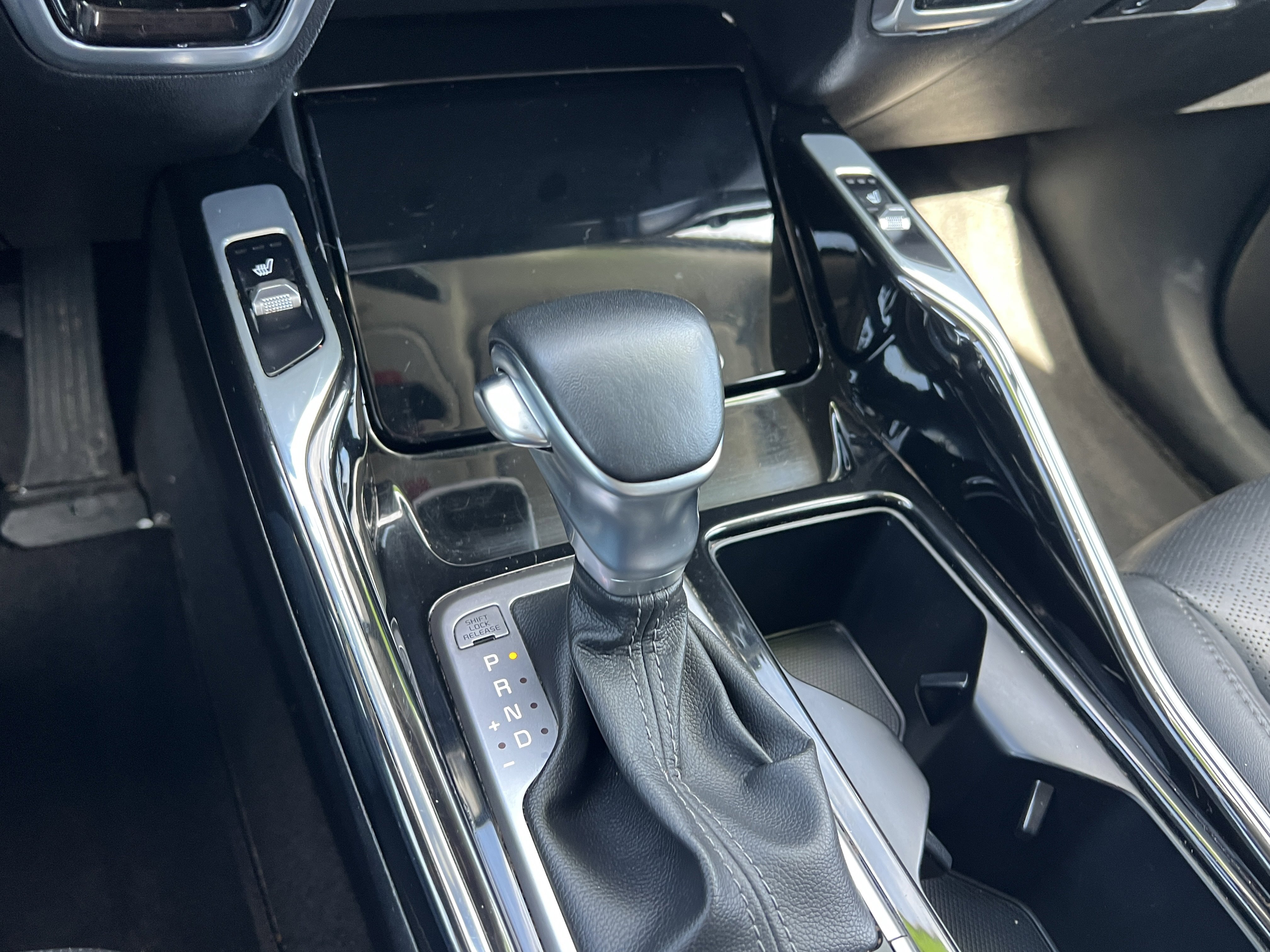Certified 2023 Kia Sorento SX image 36