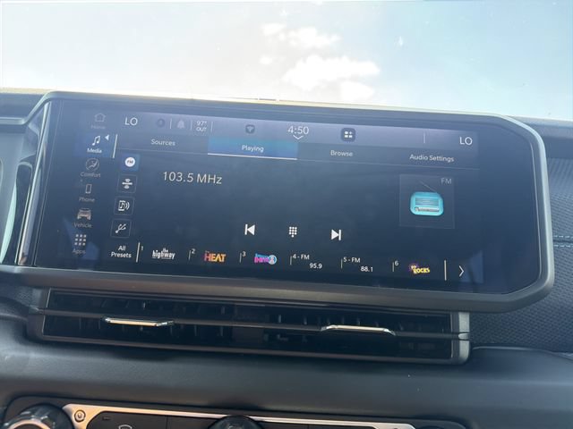 Used 2024 Jeep Wrangler Unlimited Rubicon 4xe AWD/4WD image 29