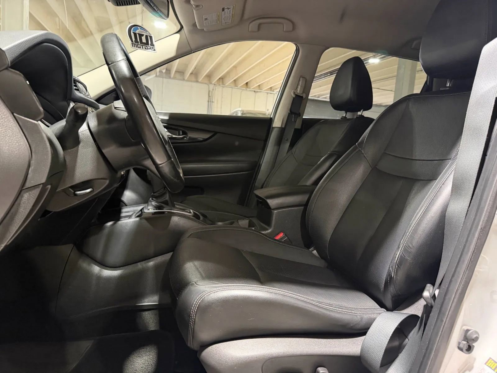 Used 2018 Nissan Rogue SL AWD/4WD image 9