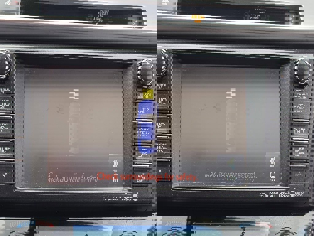 Used 2016 Toyota RAV4 XLE image 14