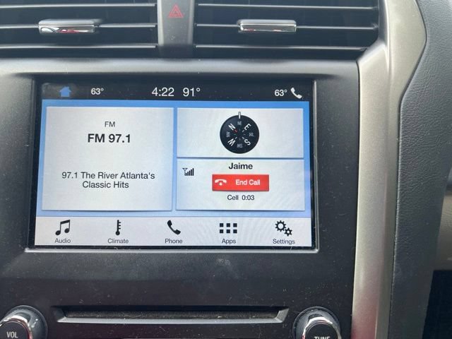 Used 2018 Ford Fusion SE w/ Fusion SE Technology Package FWD image 11