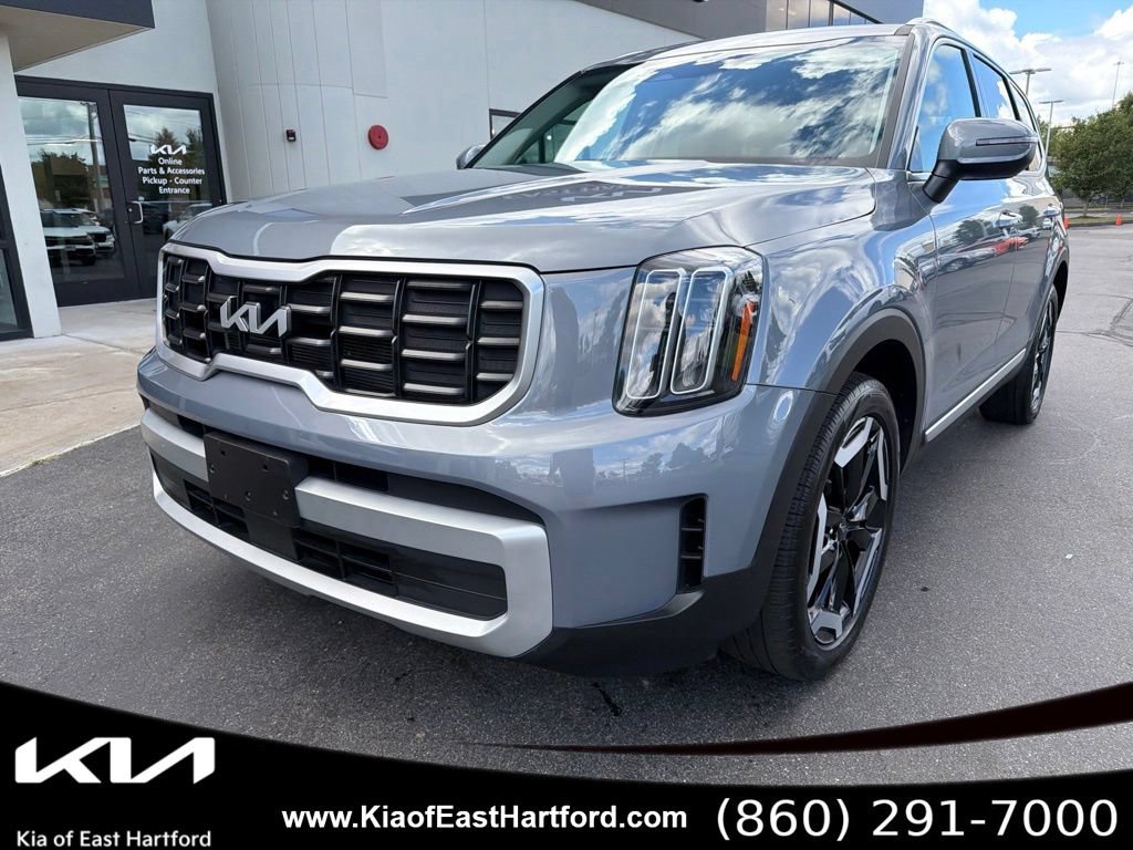 Certified 2024 Kia Telluride S AWD/4WD image 3