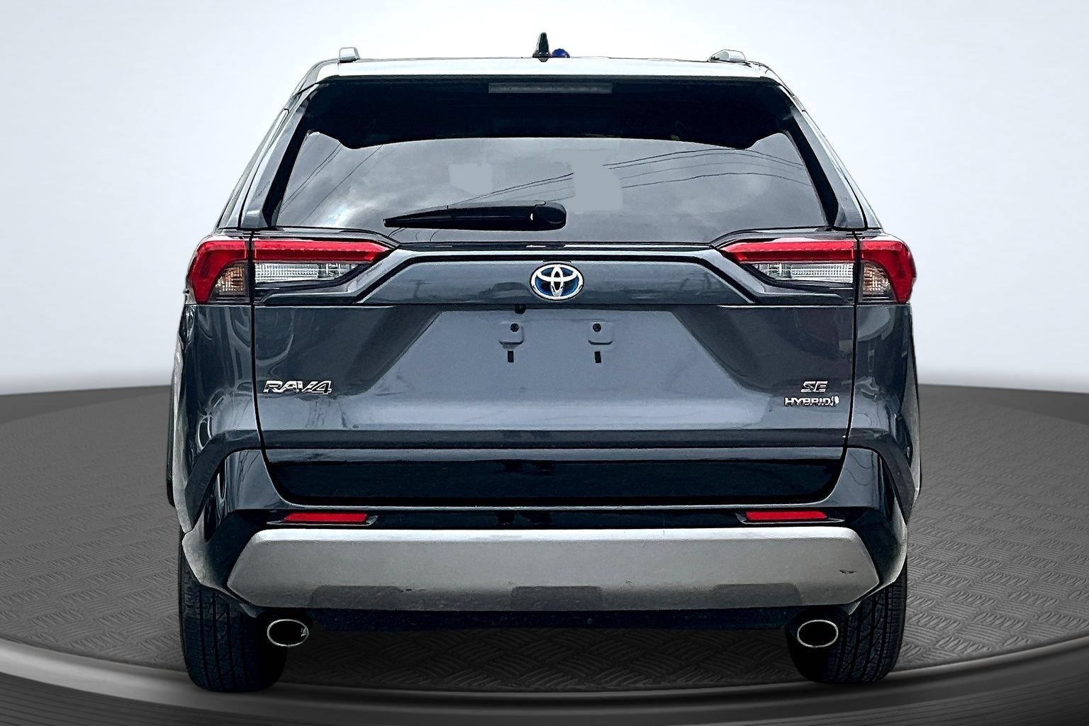 Used 2023 Toyota RAV4 SE AWD/4WD image 4