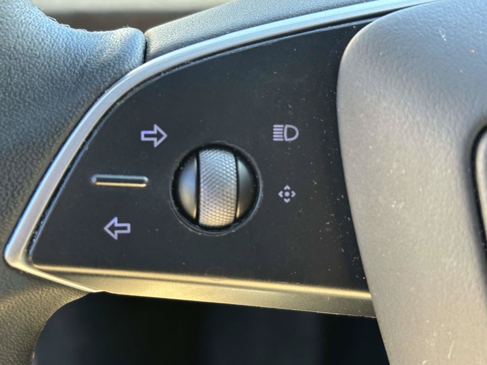 Used 2024 Tesla Model 3 Standard Range RWD image 23