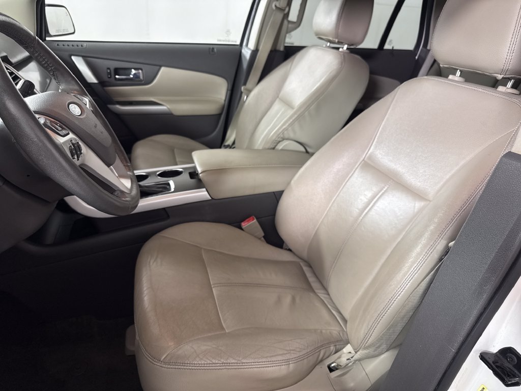 Used 2014 Ford Edge SEL w/ Equipment Group 205A FWD image 11
