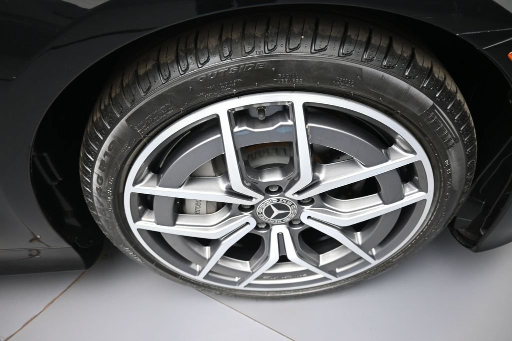 Used 2023 Mercedes-Benz E 450 4MATIC Cabriolet image 13
