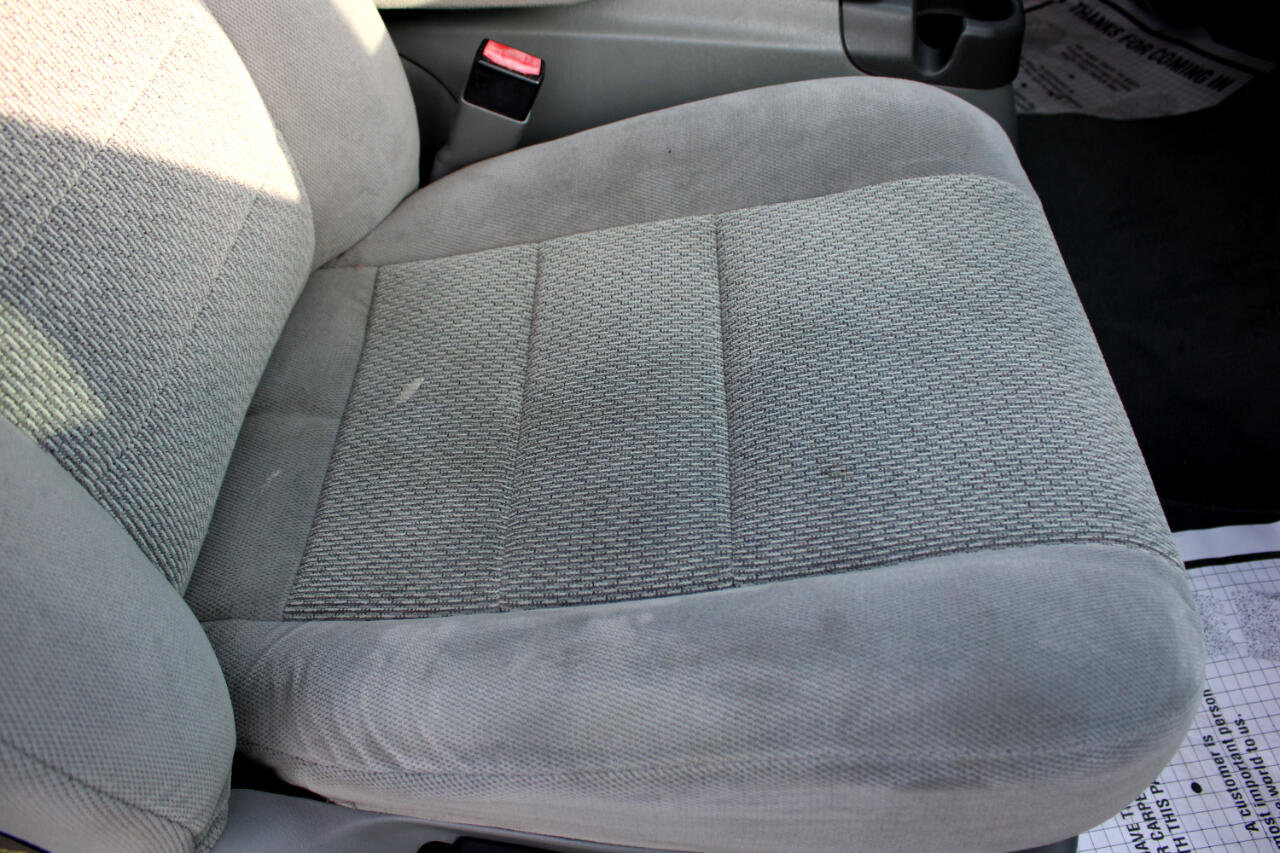 Used 2002 Ford Excursion XLT image 13