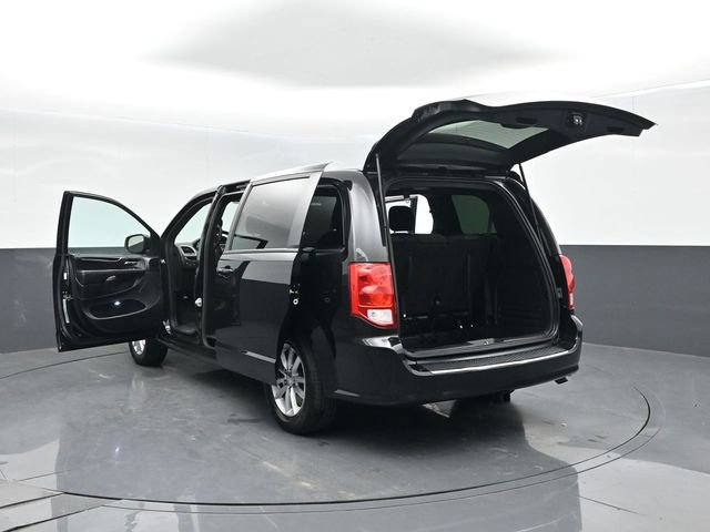 Used 2020 Dodge Grand Caravan SE FWD image 64
