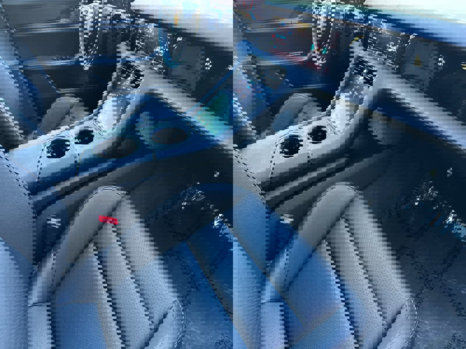 Used 2022 Porsche Taycan image 16