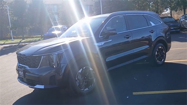 New 2026 Kia Sorento S image 7
