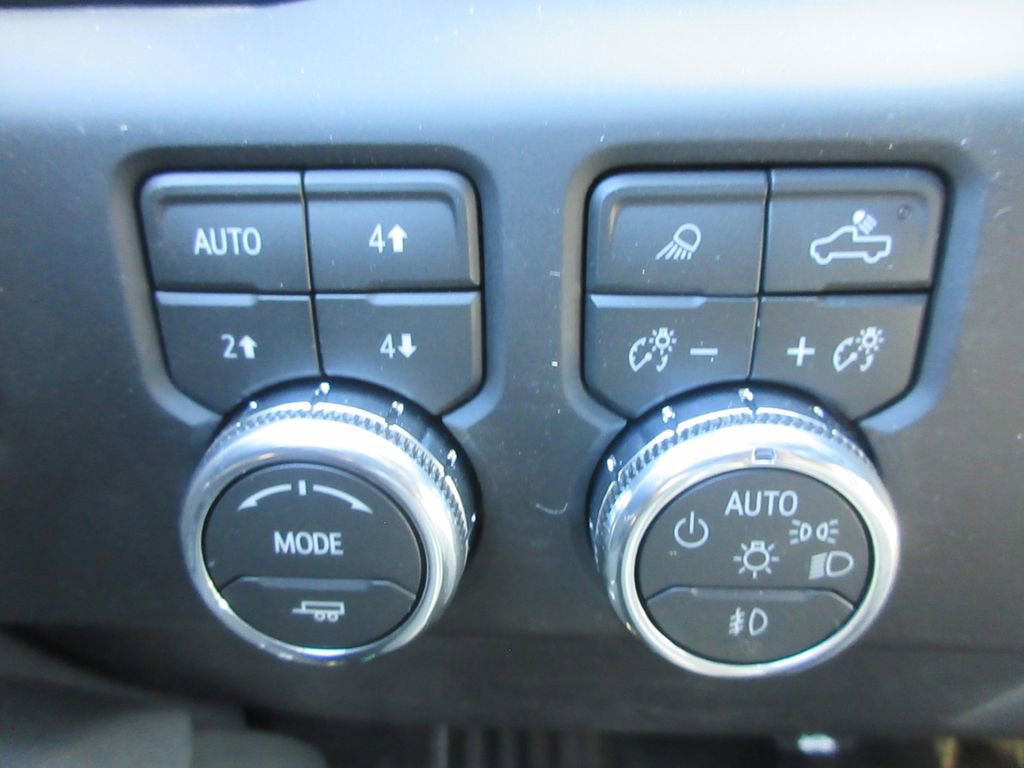 New 2026 GMC Sierra 1500 AT4 image 18