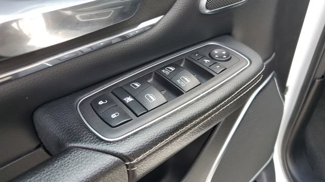 Certified 2023 RAM 1500 Laramie AWD/4WD image 11