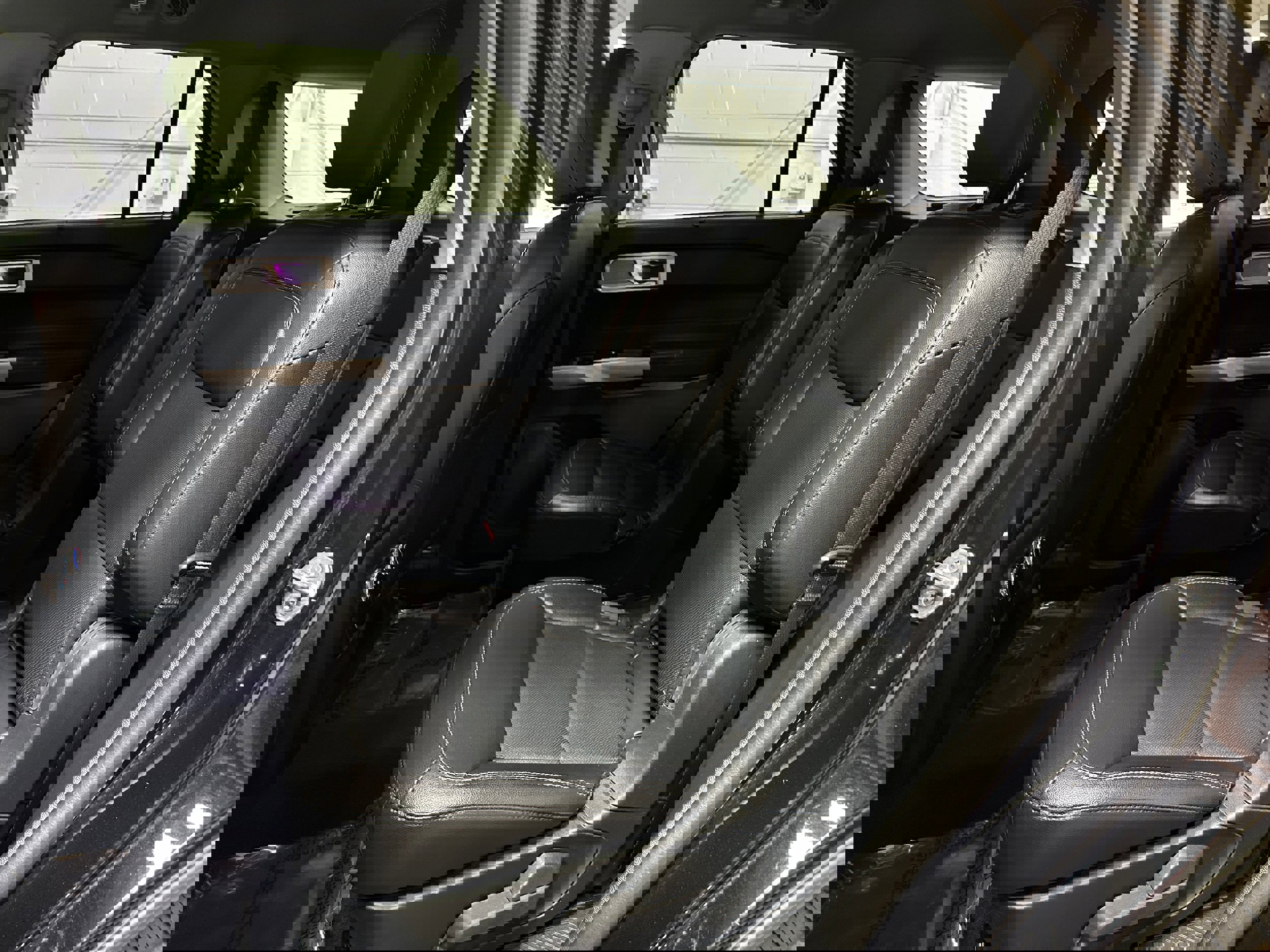 Certified 2023 Ford Explorer Limited w/ Equipment Group 301A image 9