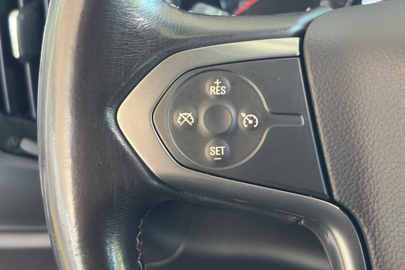 Used 2018 Chevrolet Silverado 1500 LT w/ All Star Edition RWD image 23
