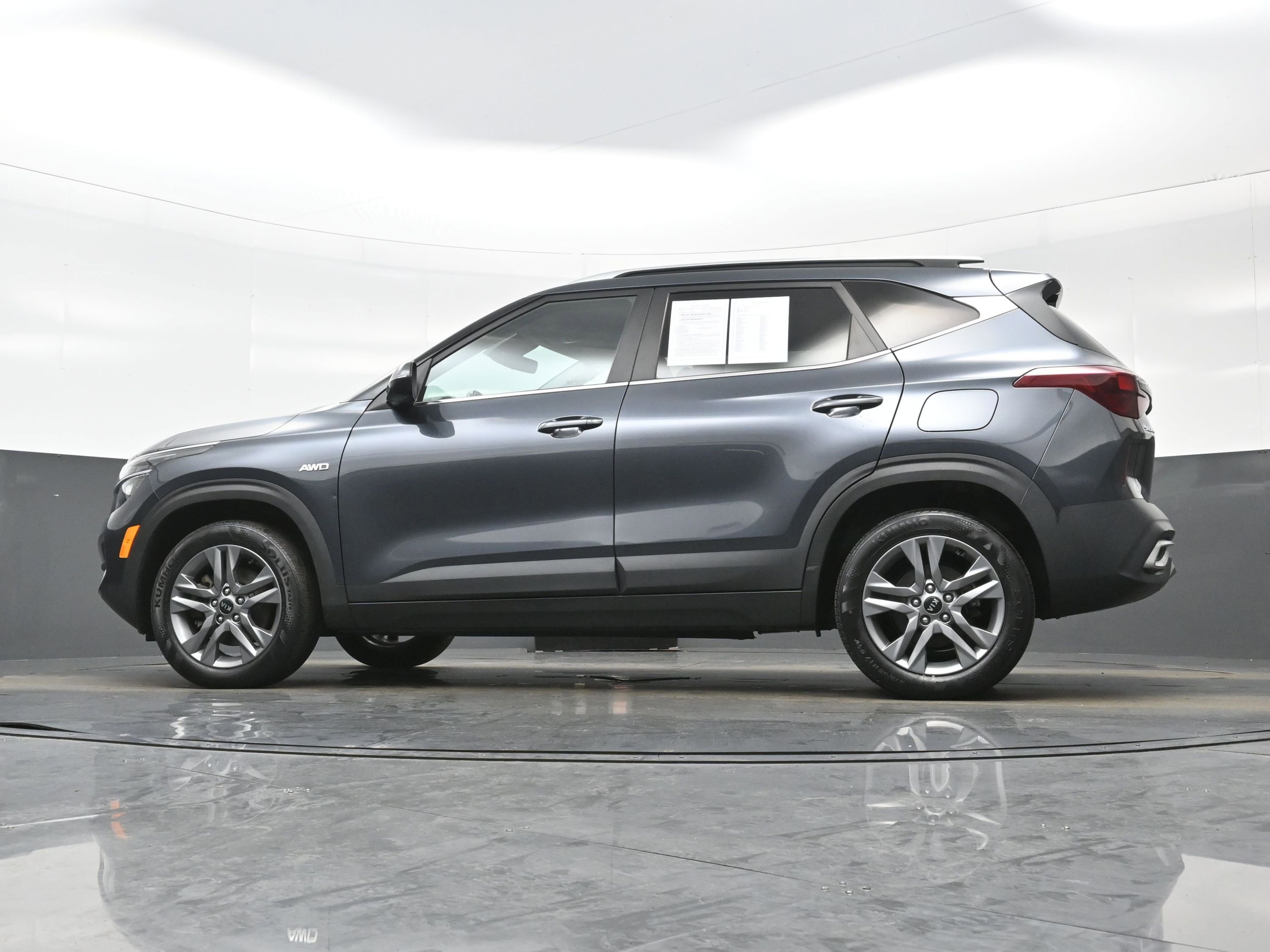 Used 2021 Kia Seltos S image 27