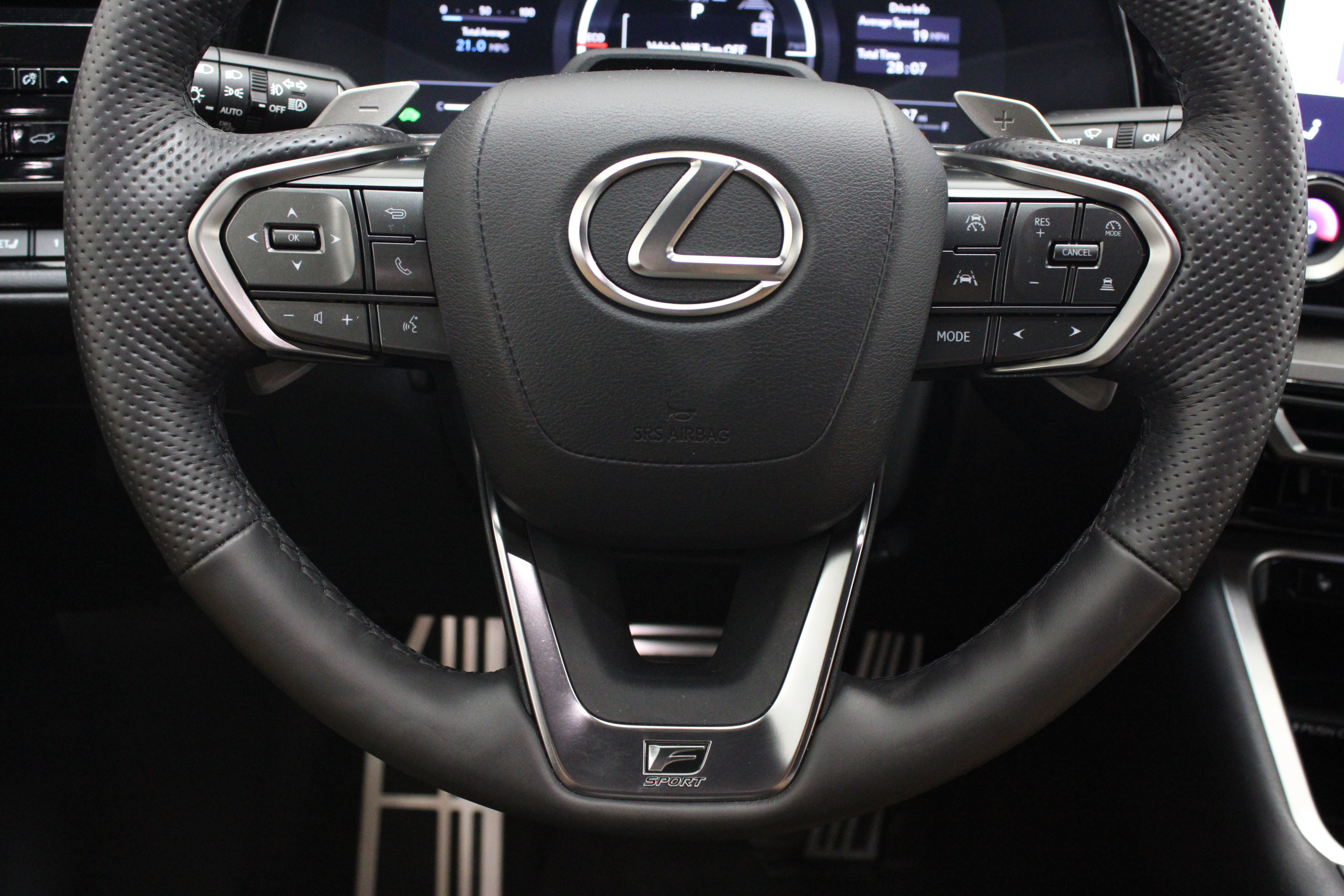 Used 2026 Lexus TX 500h AWD w/ Technology Package image 22