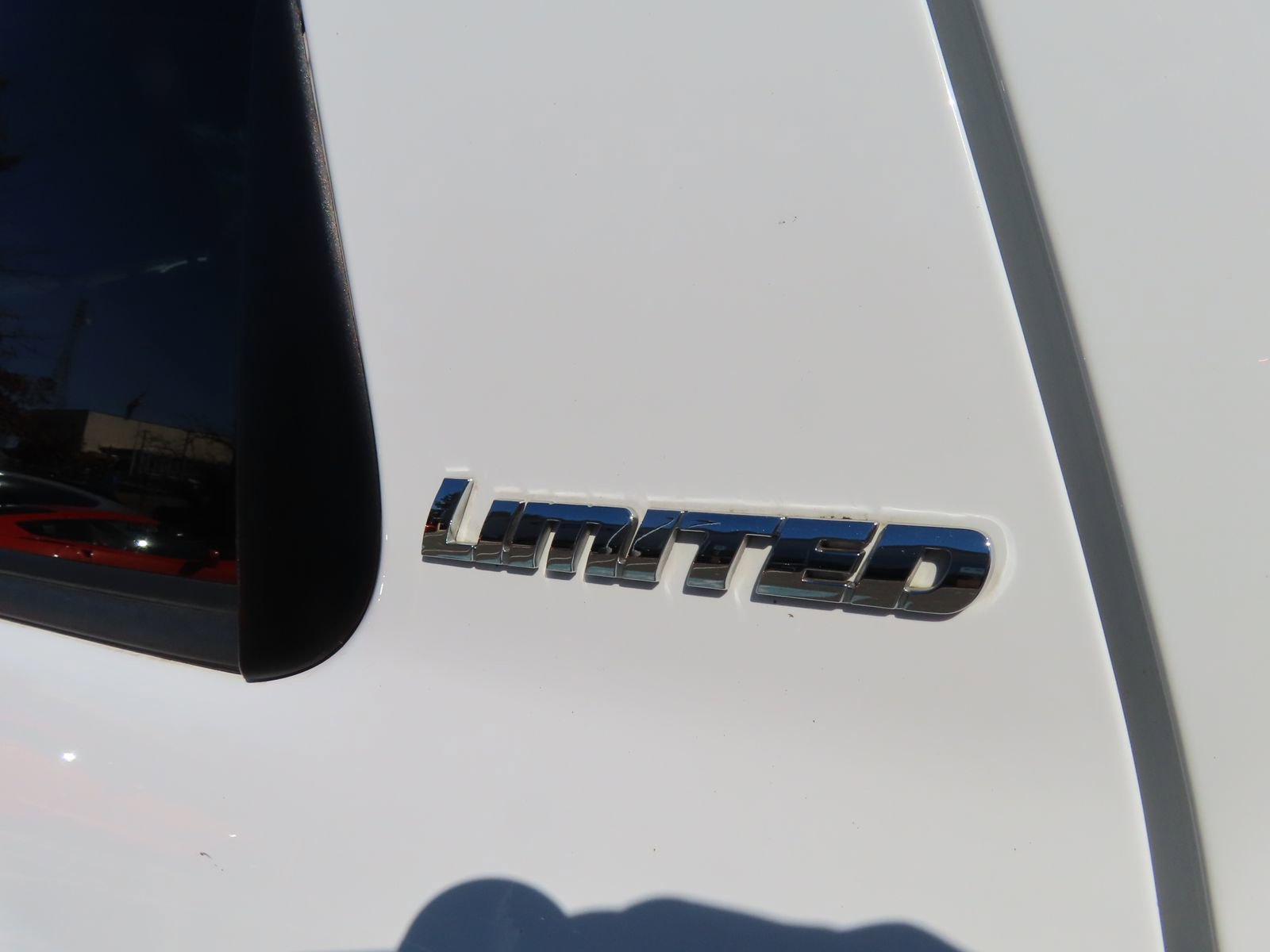 Used 2015 Toyota Sequoia Limited image 12