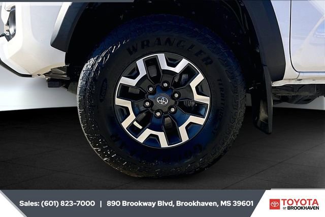 Used 2022 Toyota Tacoma TRD Off-Road image 7
