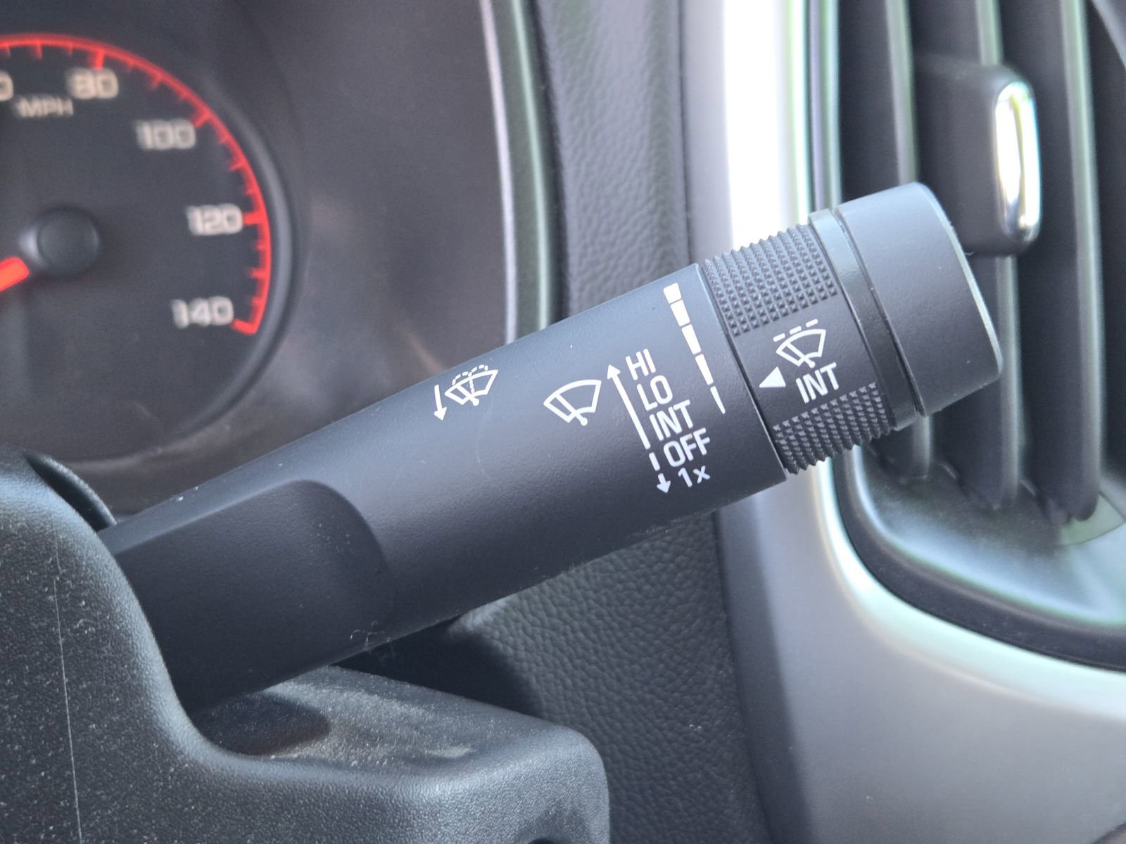 Used 2021 Chevrolet Colorado LT w/ LT Convenience Package image 26