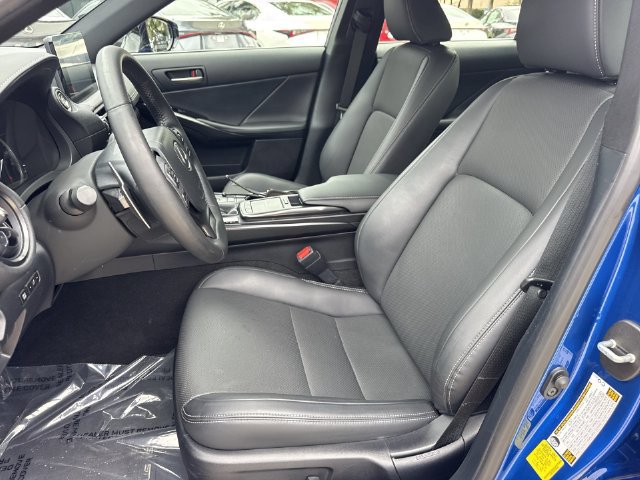 Certified 2025 Lexus IS 350 F Sport RWD image 11